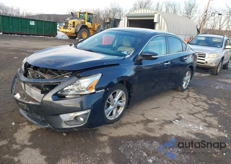 2015 Nissan Altima 2.5 Sv из США, поврежденный, VIN 1N4AL3AP1FC243158